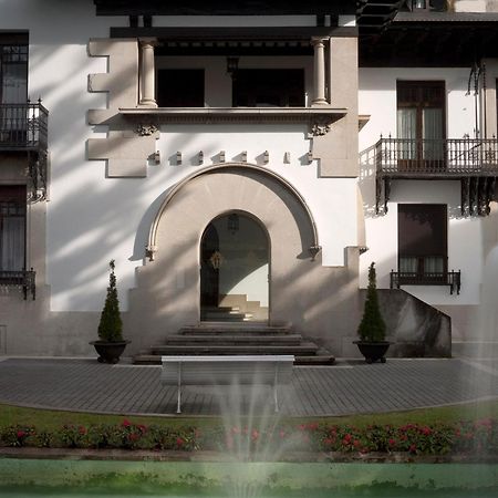 Palacio Arias Navia Exteriör bild